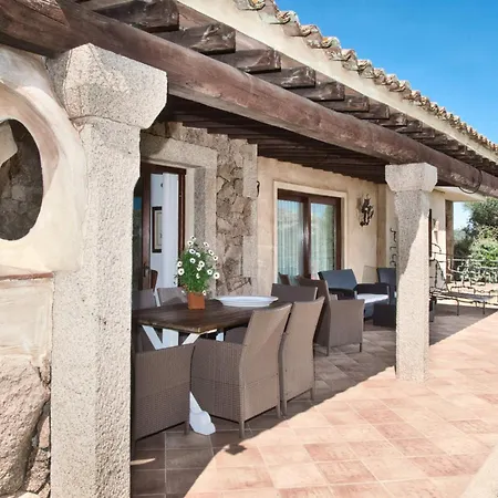 Ruja Villa *